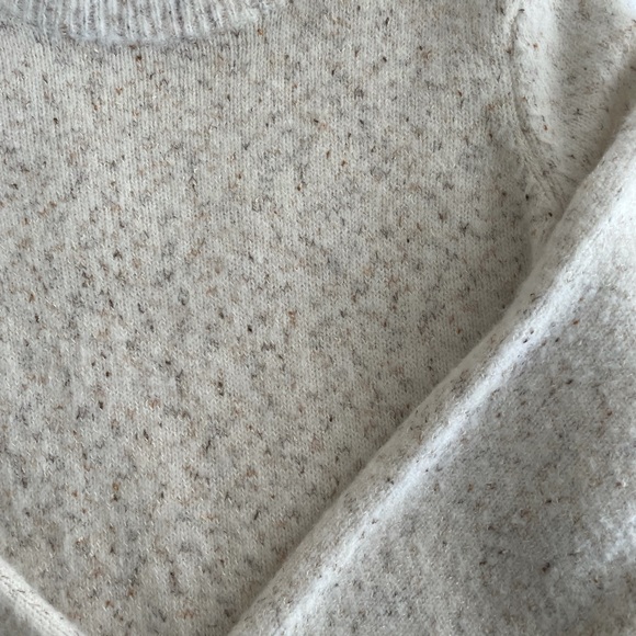 Vero Moda Sweater - Picture 2 of 4